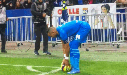 混团世界杯爆冷门！世界冠军丢大分，德韩首败，王曼昱回应伤病