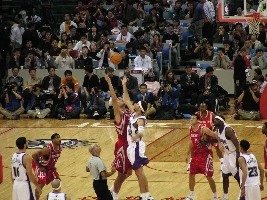 用冠军告别！雷速海报：布斯克茨&阿尔巴完成最后一舞，正式退役（以冠军谢幕！雷速海报：布斯克茨与阿尔巴上演最后一舞，正式挂靴）