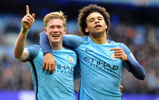 26岁姆巴佩获评10分+MVP：无敌一条龙+飙2世界波,现场视角太牛了（26岁姆巴佩10分满分当选MVP：无解一条龙+连轰两记世界波，现场视角炸裂）