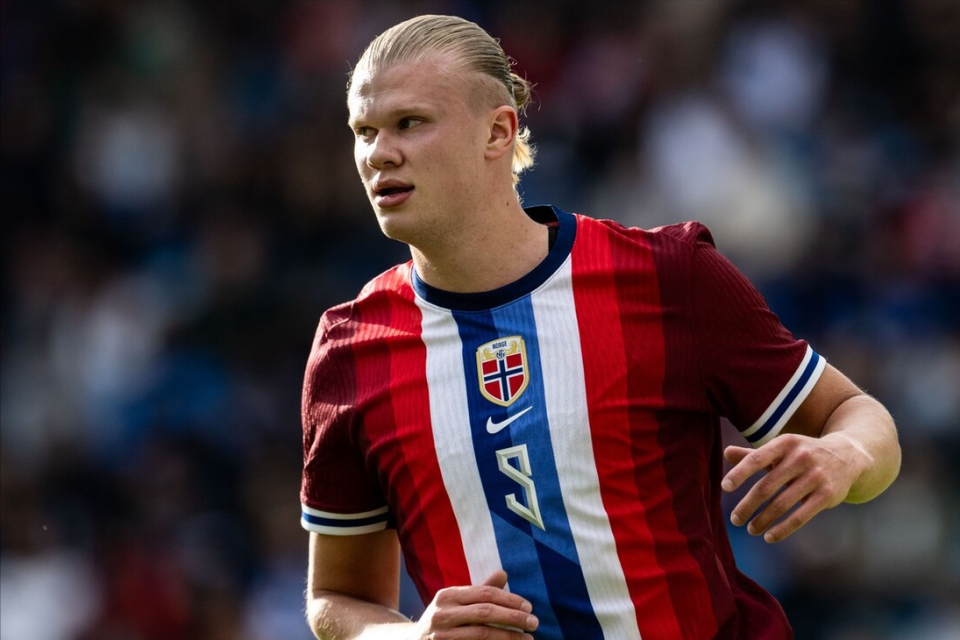 苏超泰州主帅：没觉得自己是城市英雄，走下领奖台就从零开始（苏超泰州主帅：我并非城市英雄，走下领奖台便归零再起步）