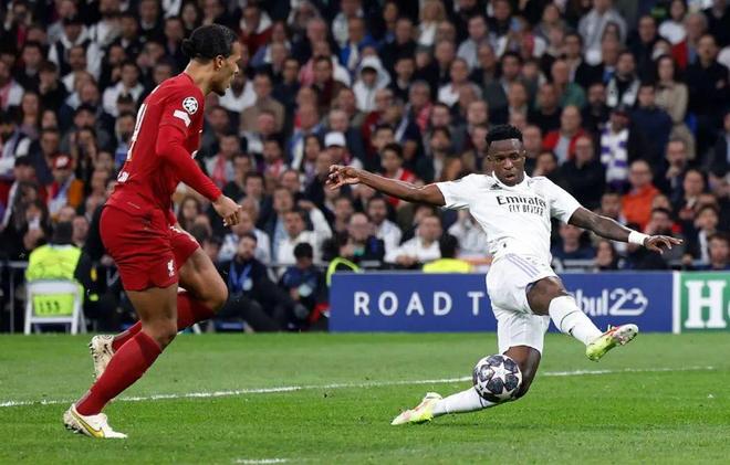 这里是我的主场，加布里埃尔向库尼亚介绍阿森纳训练基地（加布里埃尔带库尼亚参观阿森纳训练中心：这是我的地盘）