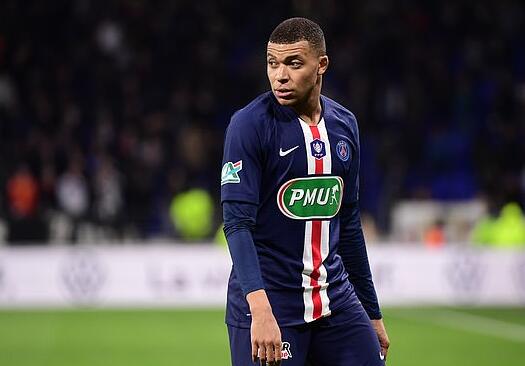 米体：国米想让邓弗里斯在意超杯半决赛对阵博洛尼亚时复出（米体：国米计划让邓弗里斯在意大利超级杯半决赛对博洛尼亚时复出）