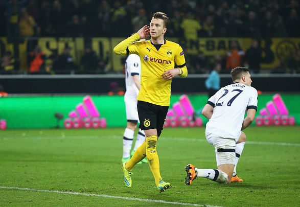 尴尬！松岛辉空效仿王楚钦，倒地爆冲失败，专属王之爆冲（尴尬一幕：松岛辉空模仿王楚钦“王之爆冲”倒地失败，这动作果然是专属）