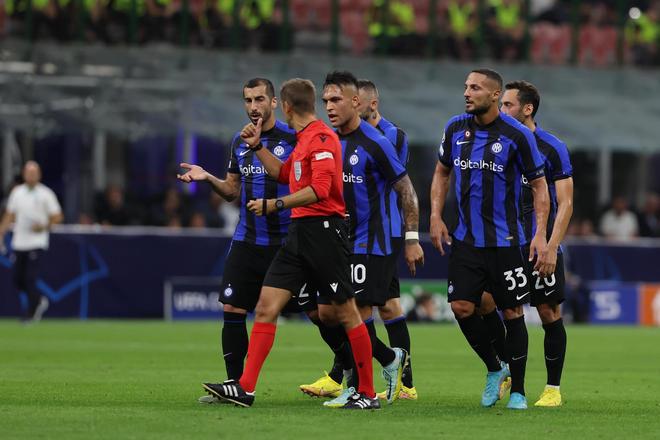 阿迪将为中国U15-U16球员搭建海外集训平台，选拔教练赴海外深造（阿迪将搭建中国U15-U16球员海外集训平台，并选派教练出国深造）